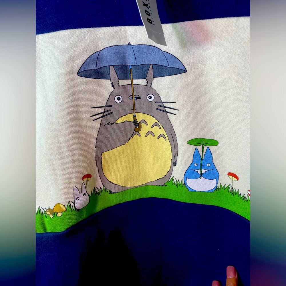 Super cute and new size M over size